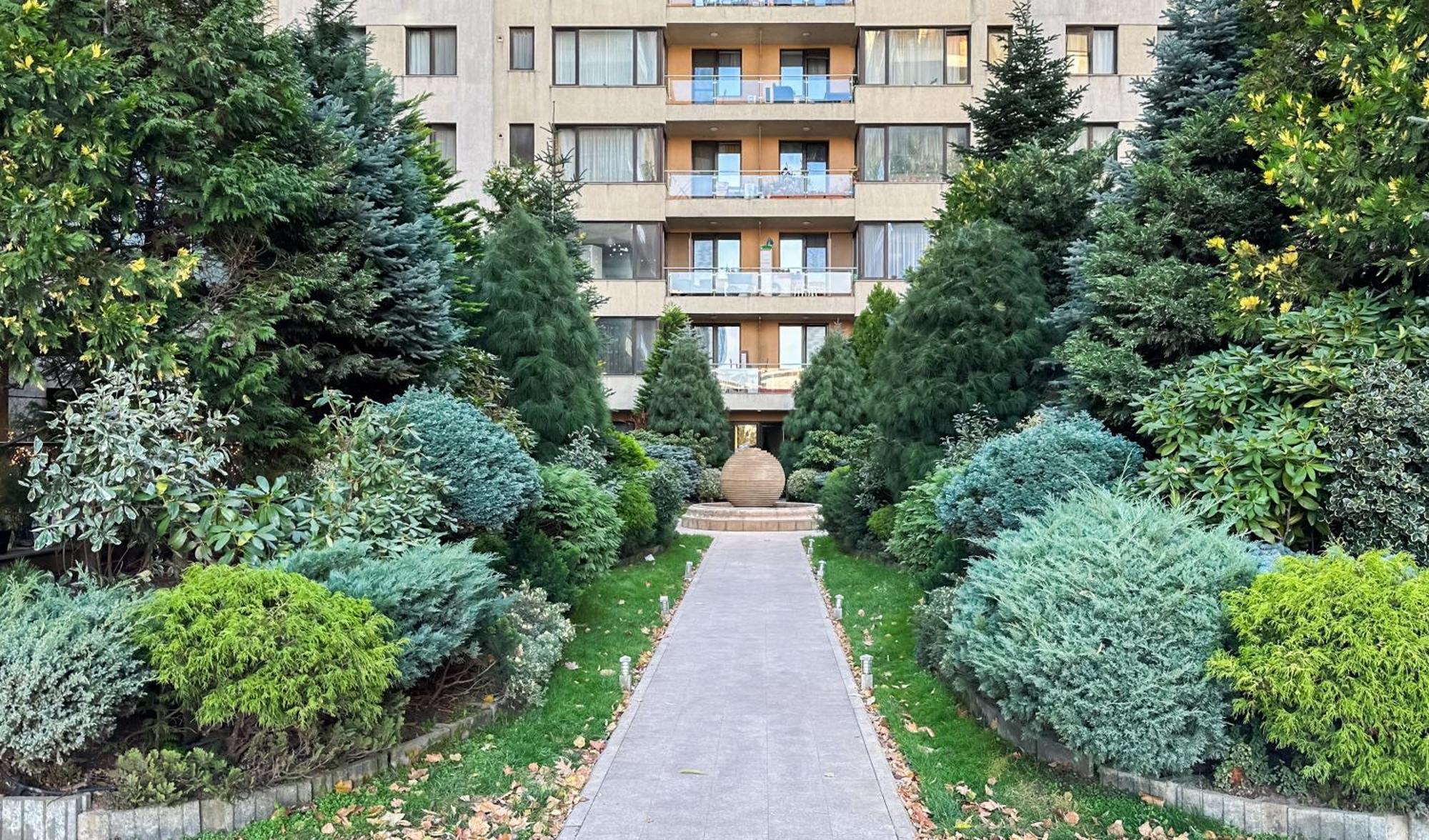 Garden Apartment - Herastrau Park 3Min Walk Bukarest Exterior foto